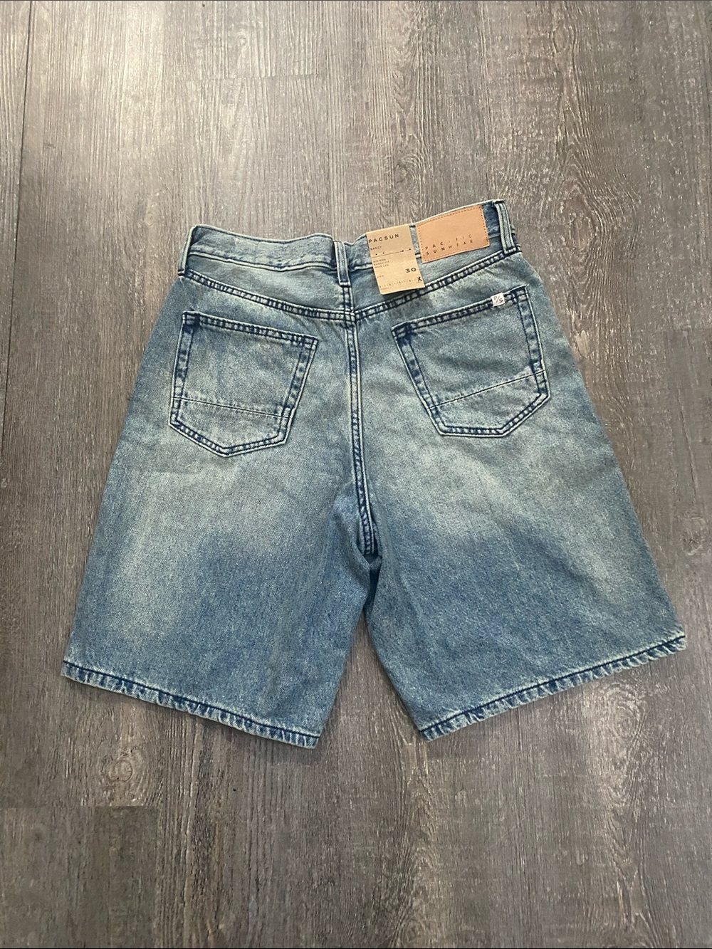 Pacsun Men's Blue Denim Shorts. - Picture 4 of 5